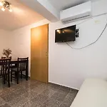 Apartment Maslina