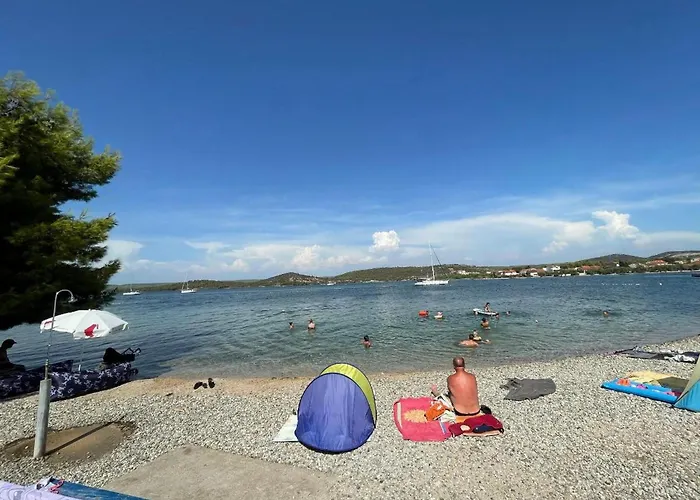 Maslina Apartment Bilice